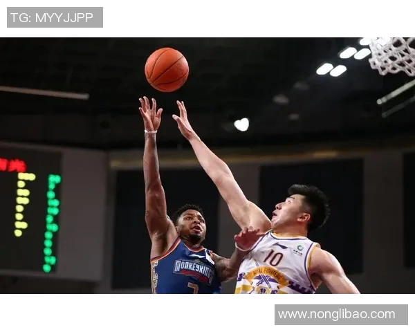 外援昆汀-皮特森正式加盟山东男篮携手易立完成全华班阵容